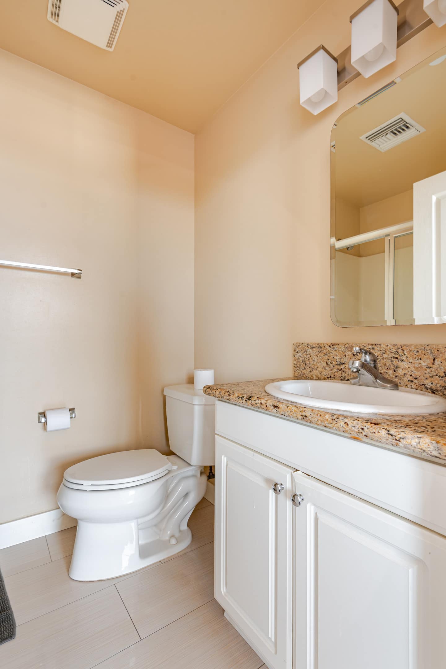 Bathrooms - The Hawthorne
