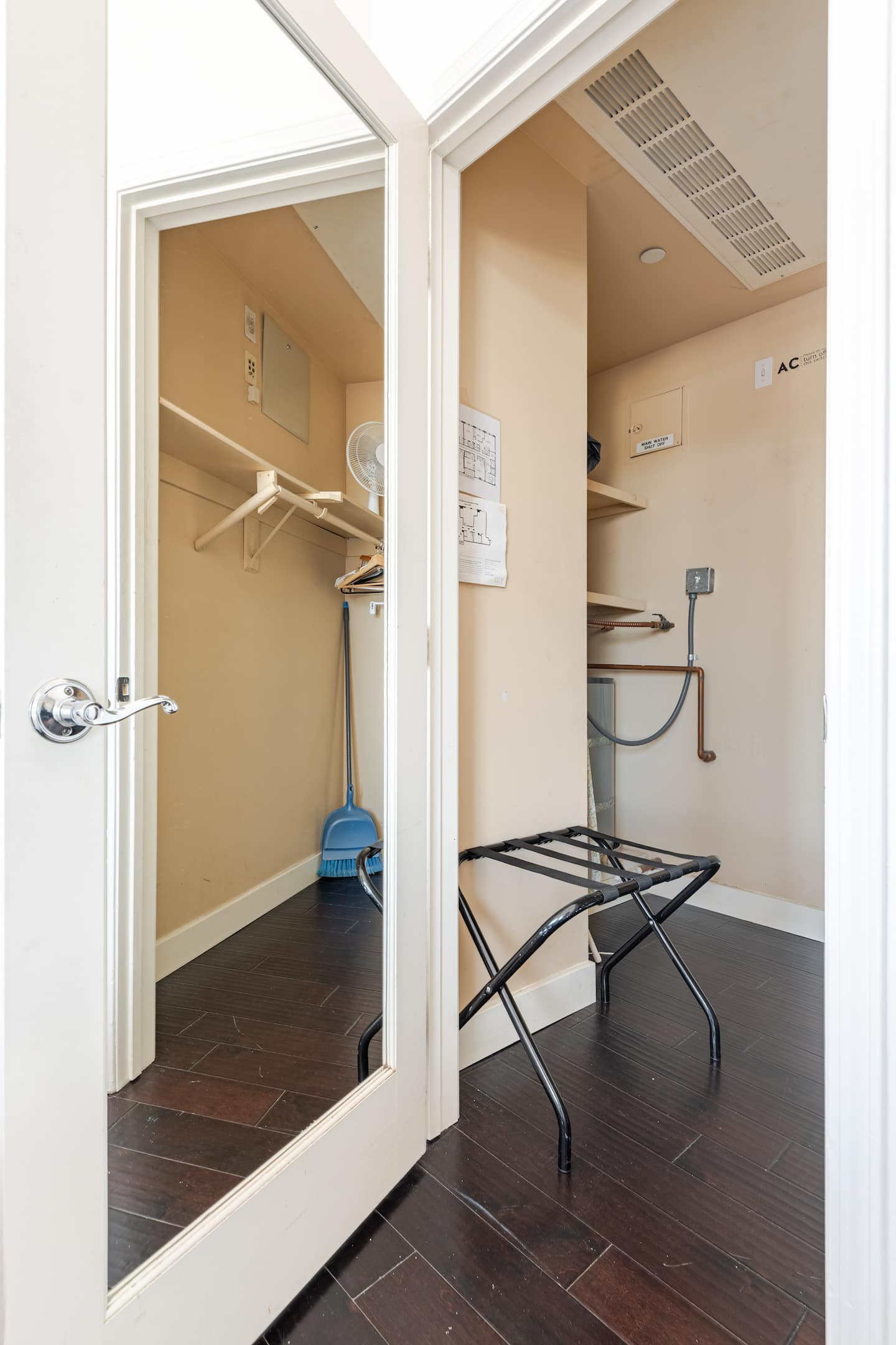 Bathrooms - The Hawthorne