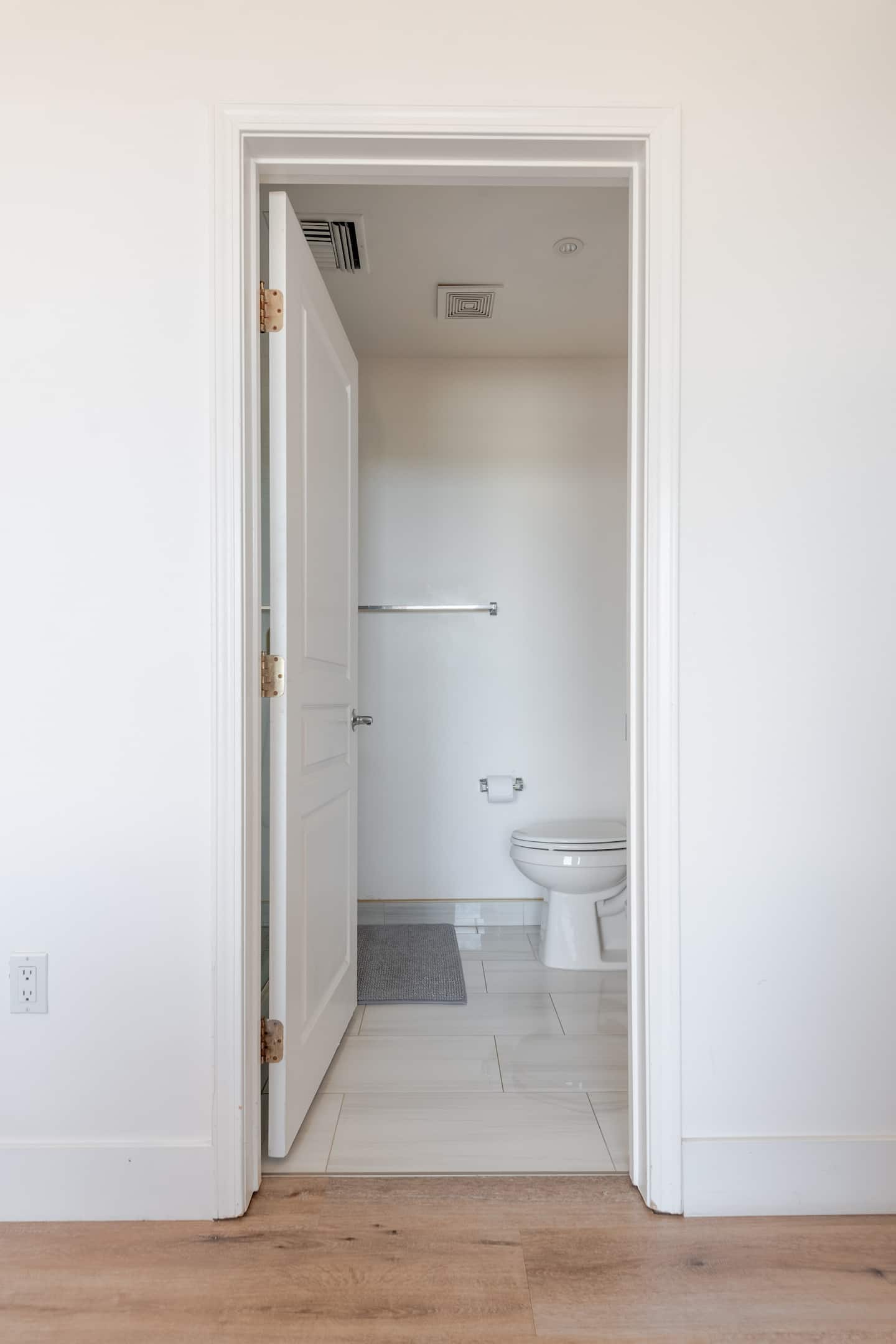 Bathrooms - The Monterey