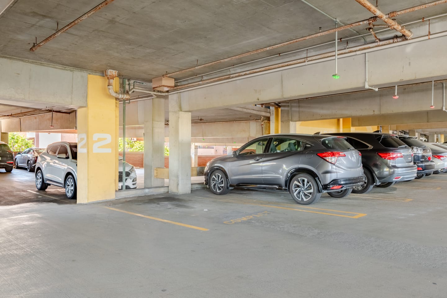 Parking & EV charging - The Building