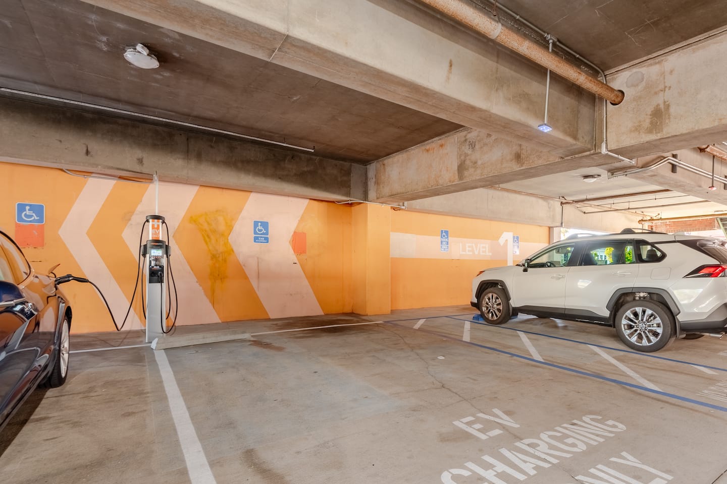 Parking & EV charging - The Building